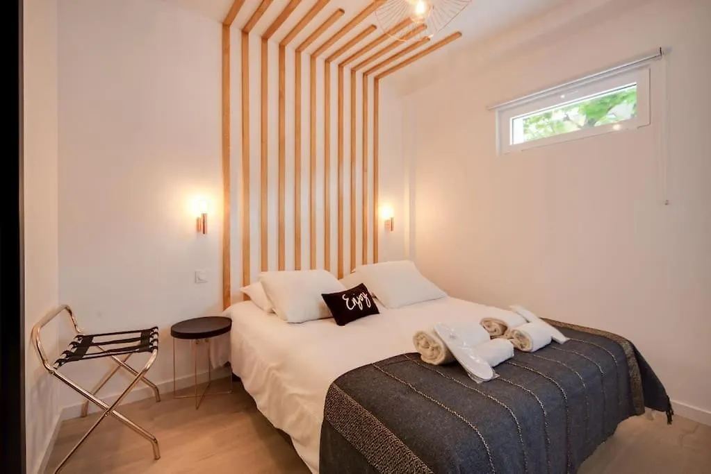 Stunning Studio Near Canal St Martin - Divine Moon Paris 0*,