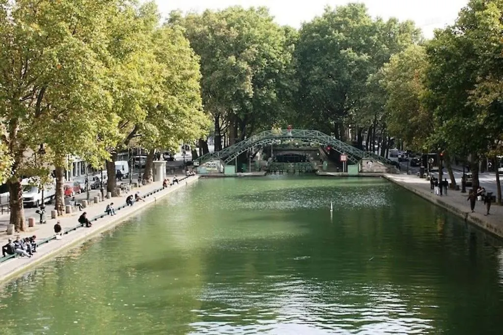 Stunning Studio Near Canal St Martin - Divine Moon Paris